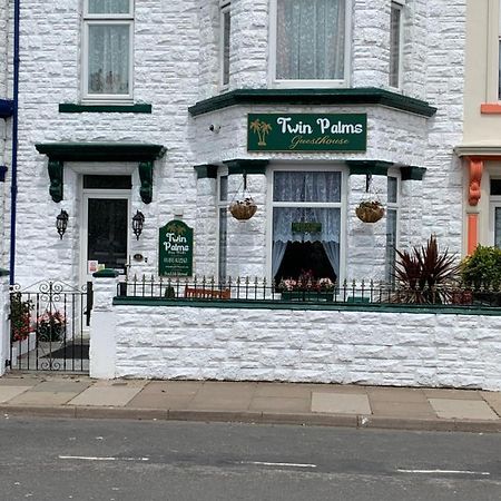 Twin Palms Guesthouse Great Yarmouth Exterior foto