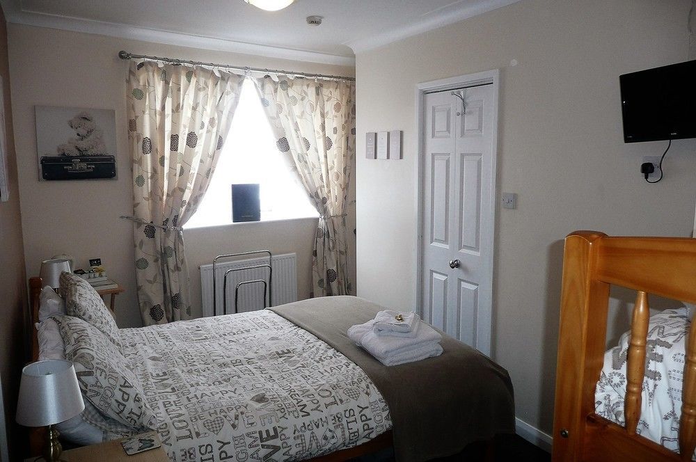 Twin Palms Guesthouse Great Yarmouth Exterior foto