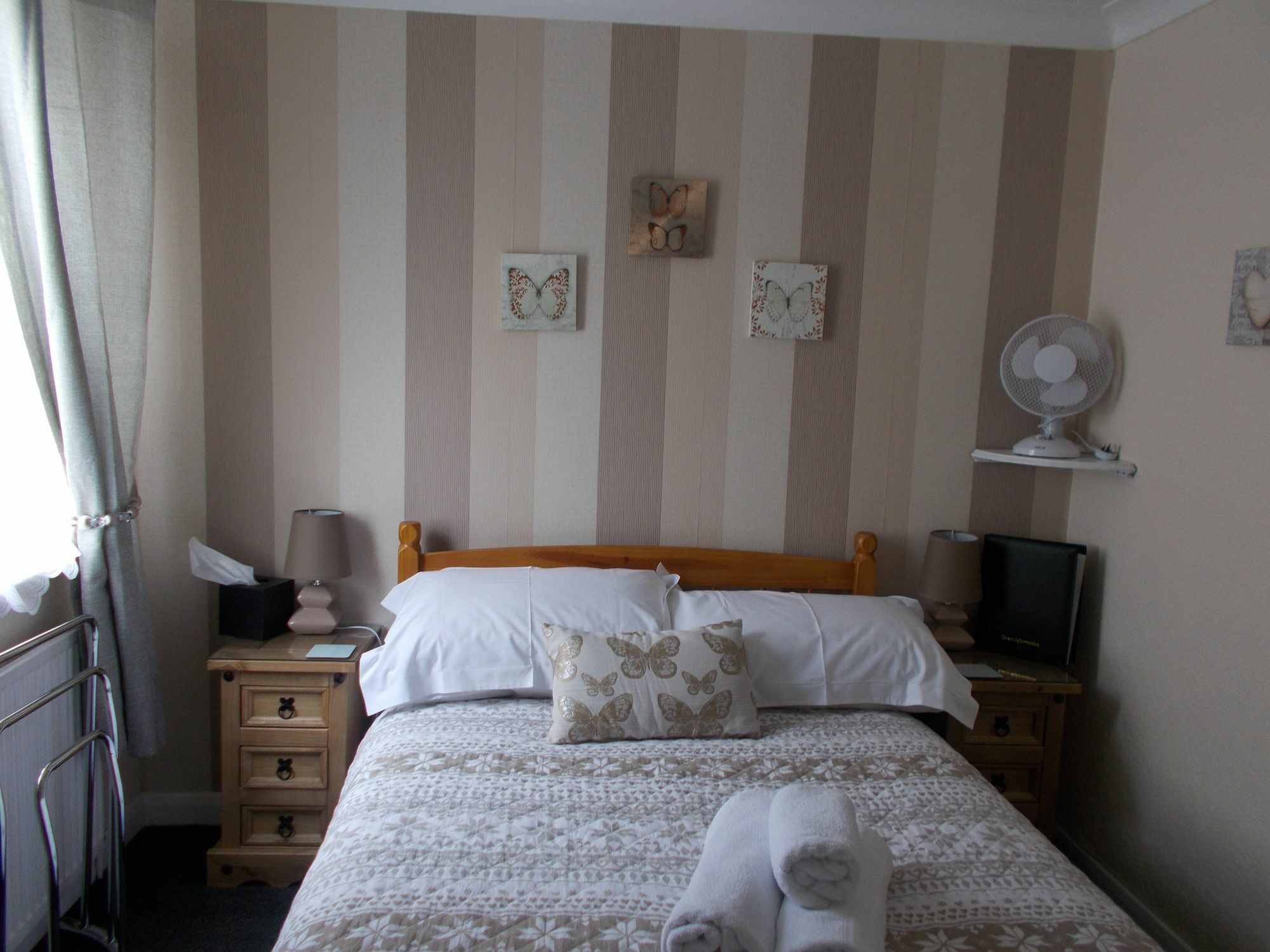 Twin Palms Guesthouse Great Yarmouth Exterior foto